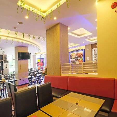 Hotel Grand Citra Makassar Bagian luar foto