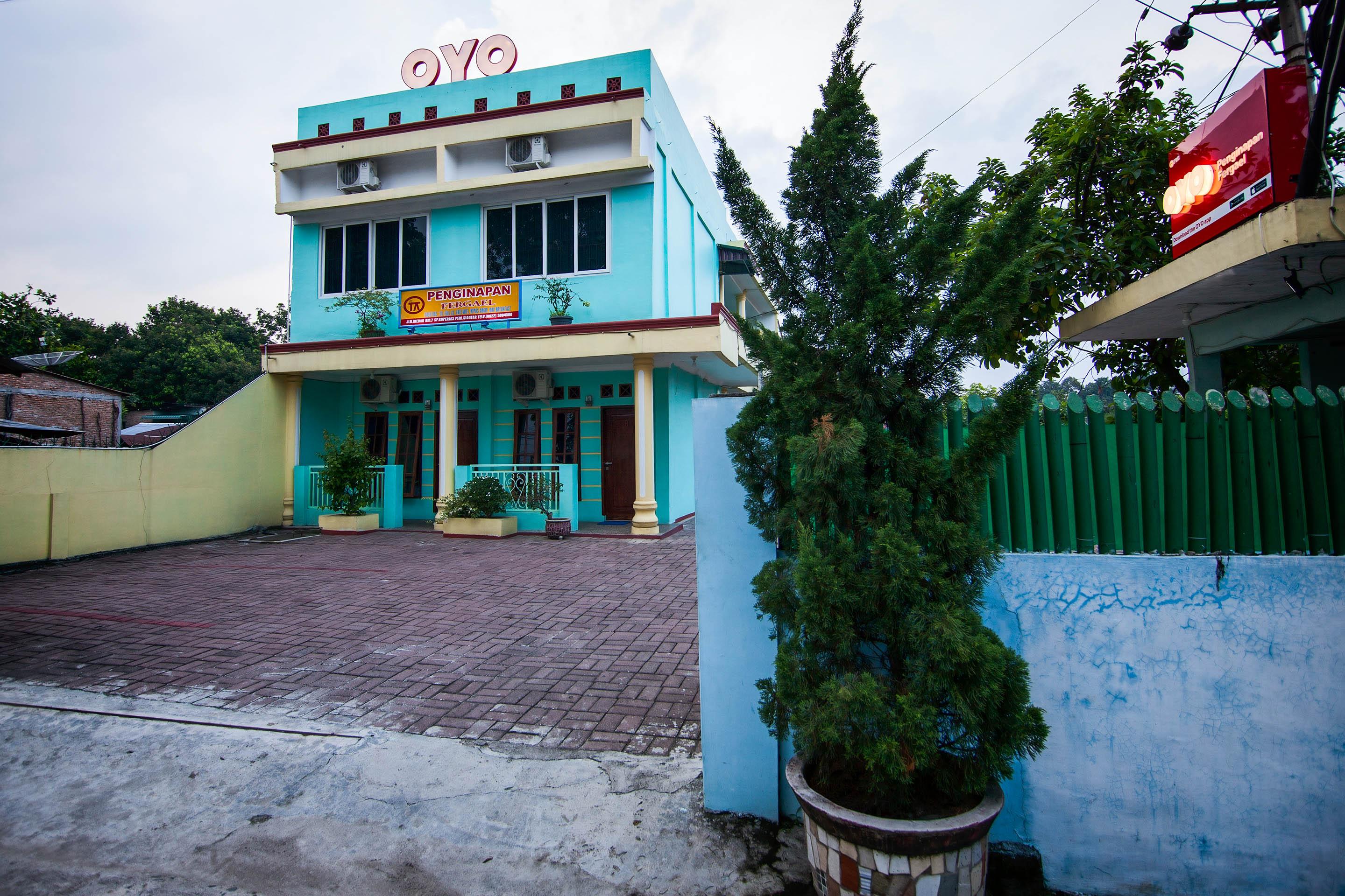 Hotel Grand Citra Makassar Bagian luar foto