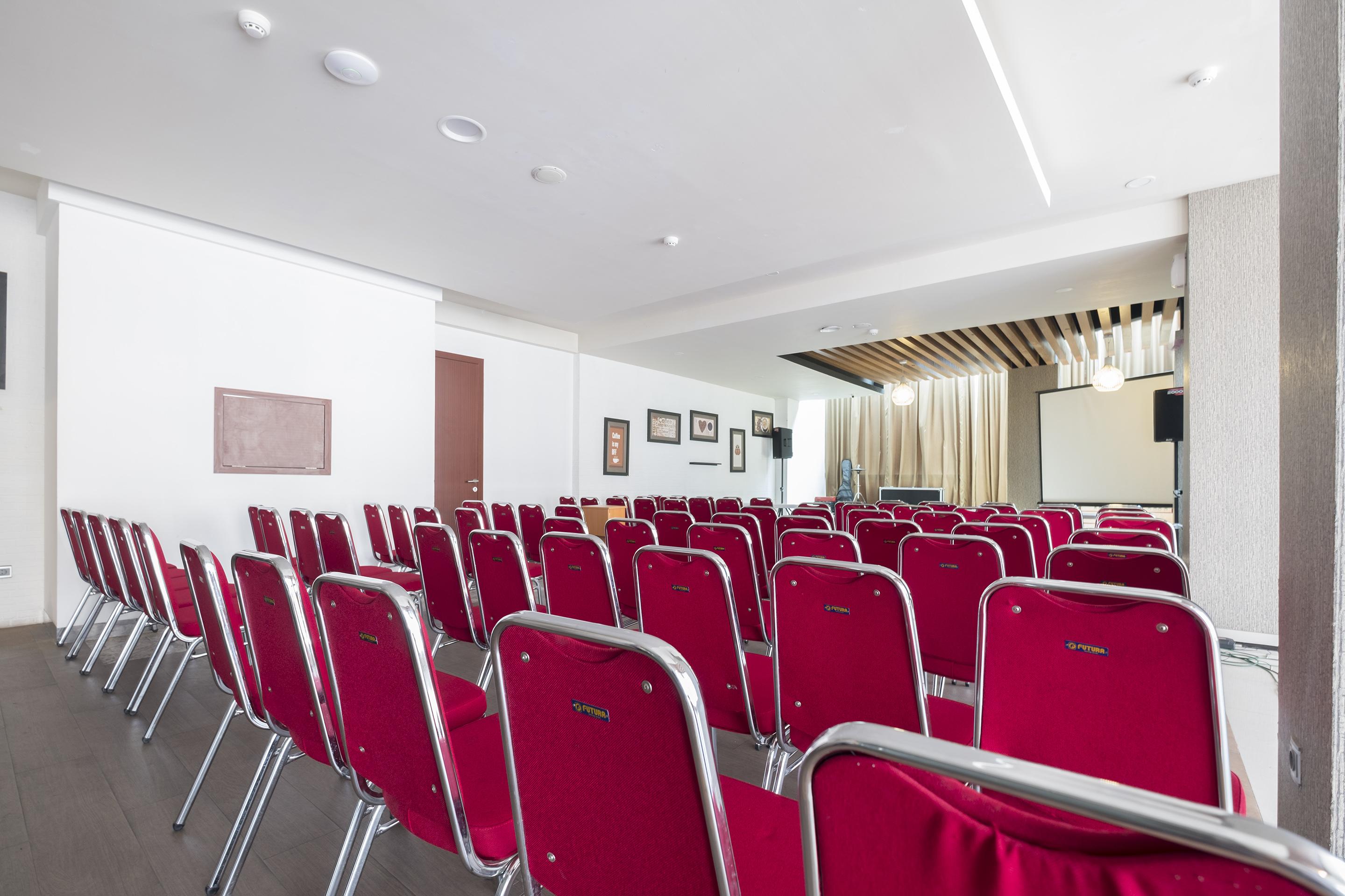 Hotel Grand Citra Makassar Bagian luar foto