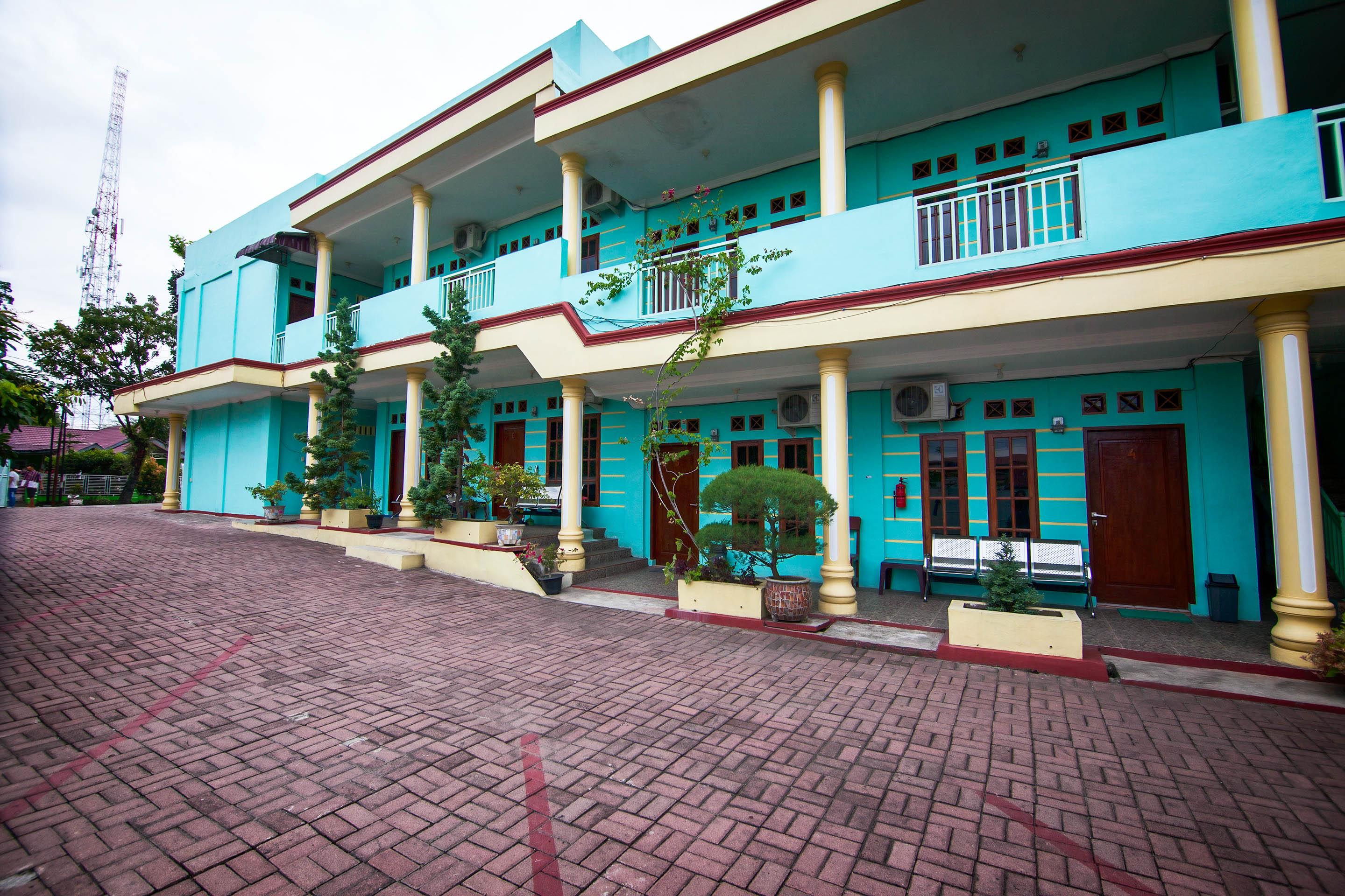 Hotel Grand Citra Makassar Bagian luar foto