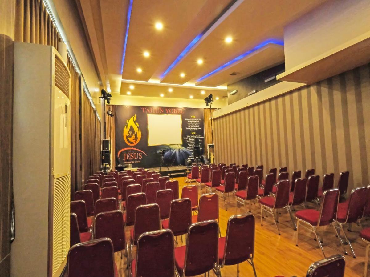Hotel Grand Citra Makassar Bagian luar foto