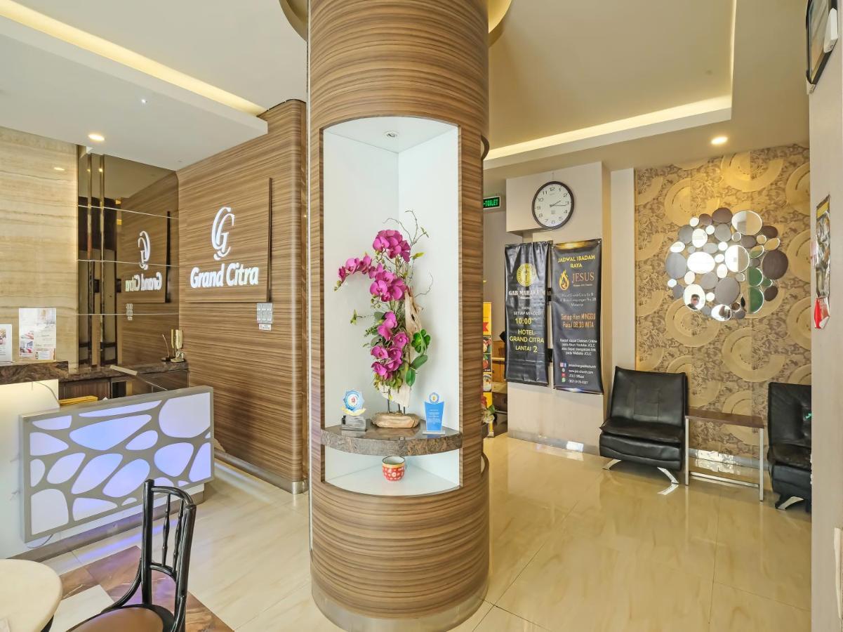Hotel Grand Citra Makassar Bagian luar foto