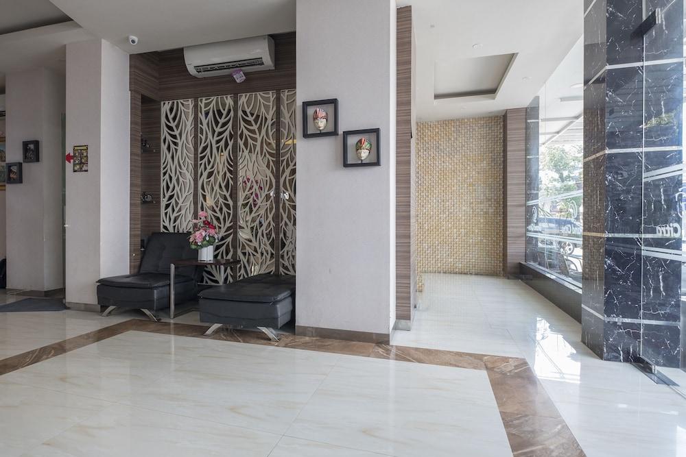 Hotel Grand Citra Makassar Bagian luar foto