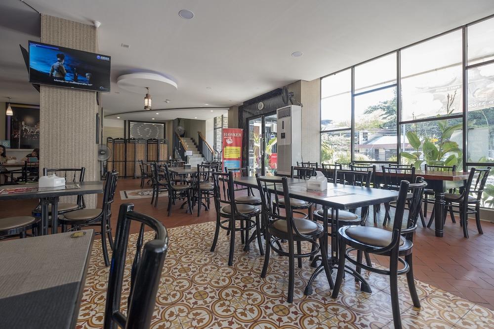 Hotel Grand Citra Makassar Bagian luar foto