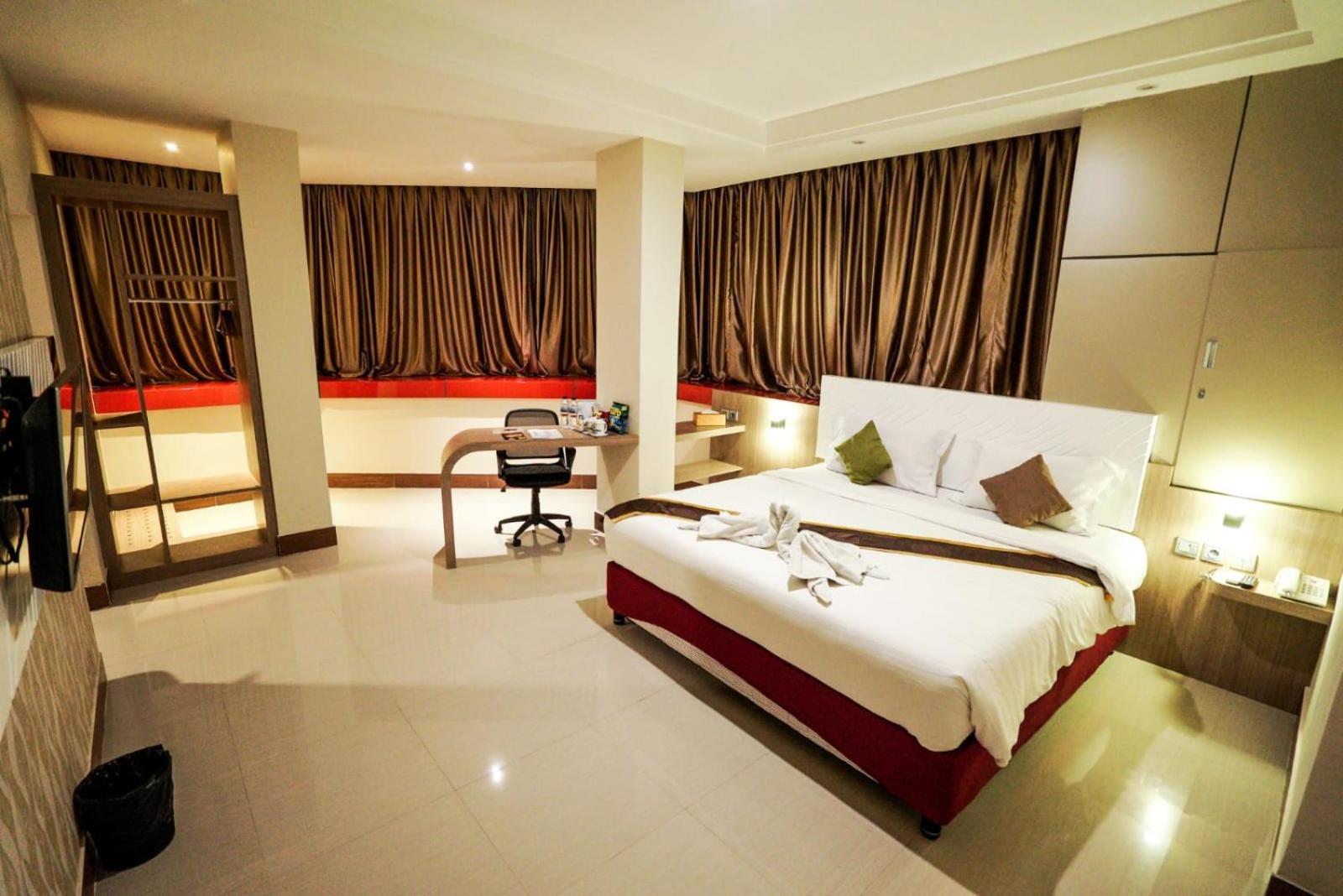 Hotel Grand Citra Makassar Bagian luar foto